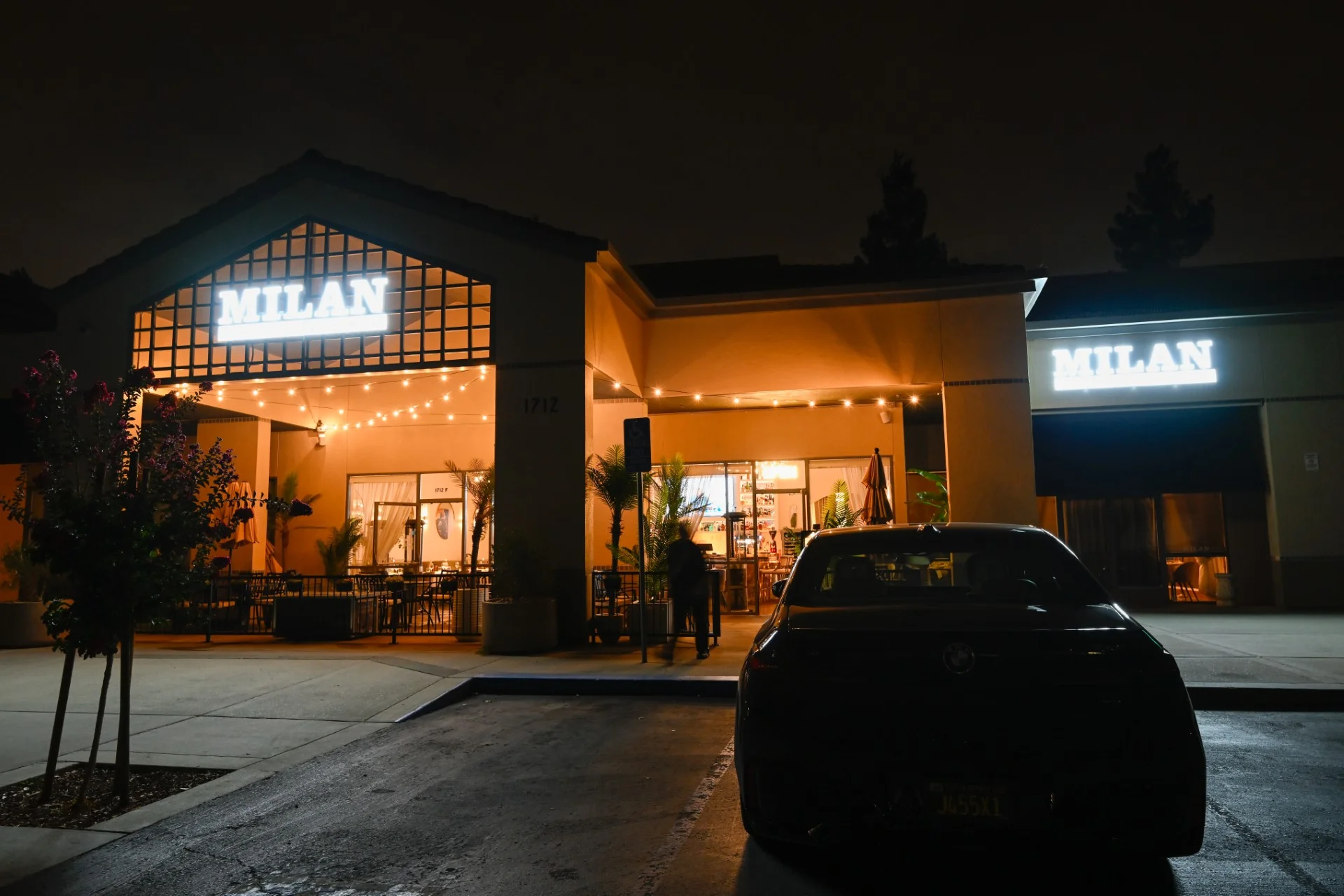 Restaurant Outside